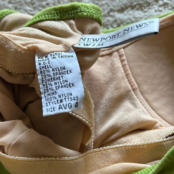Vintage Newport News Green One Piece Swimsuit with Ruched Bust Size 4 - Picture 12 of 13